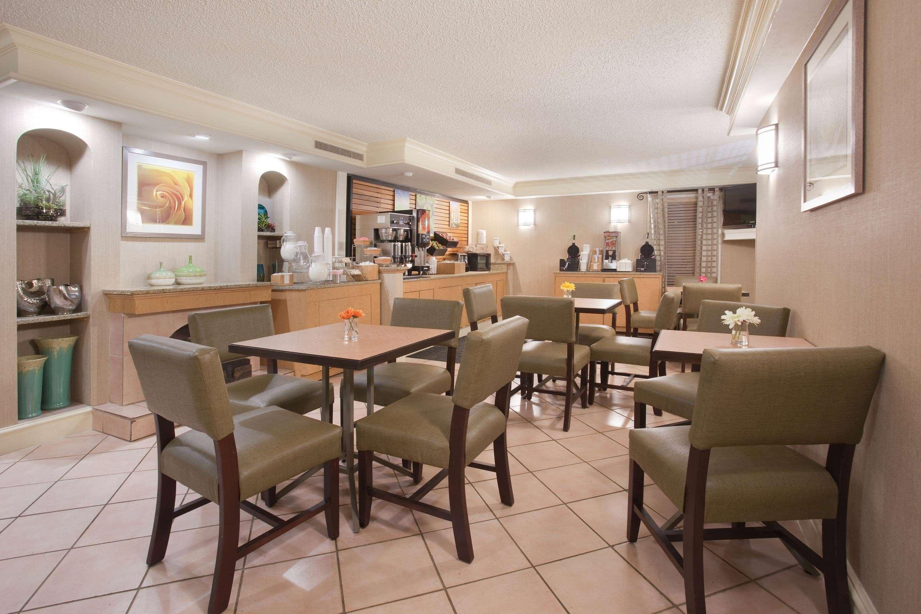La Quinta Inn By Wyndham Denver Central Esterno foto